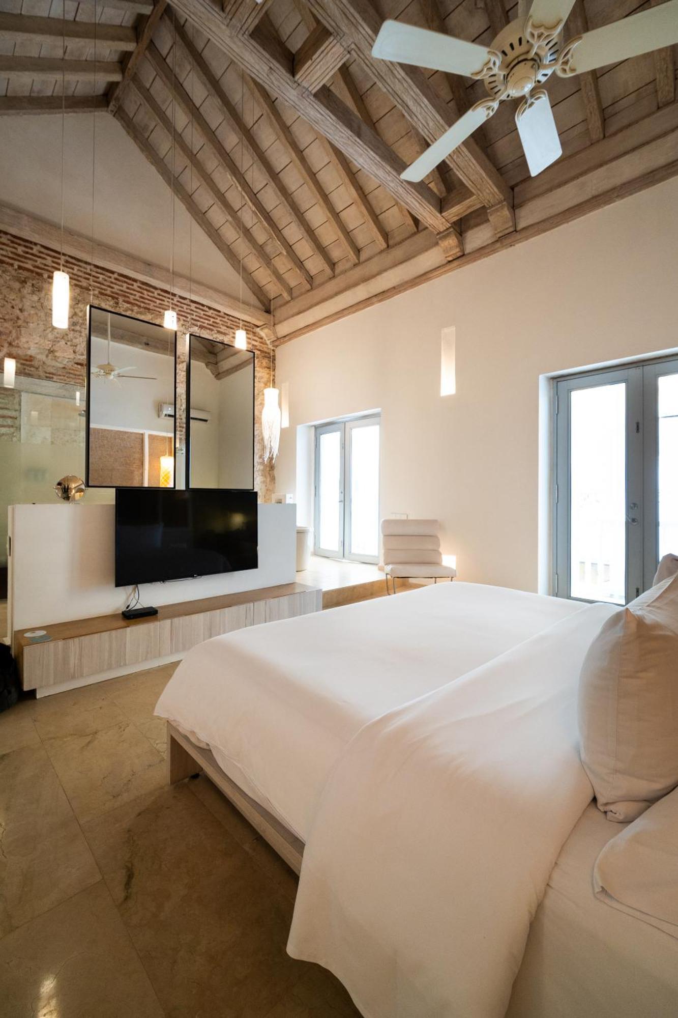 Nacar Hotel Cartagena, Curio Collection By Hilton Exteriör bild