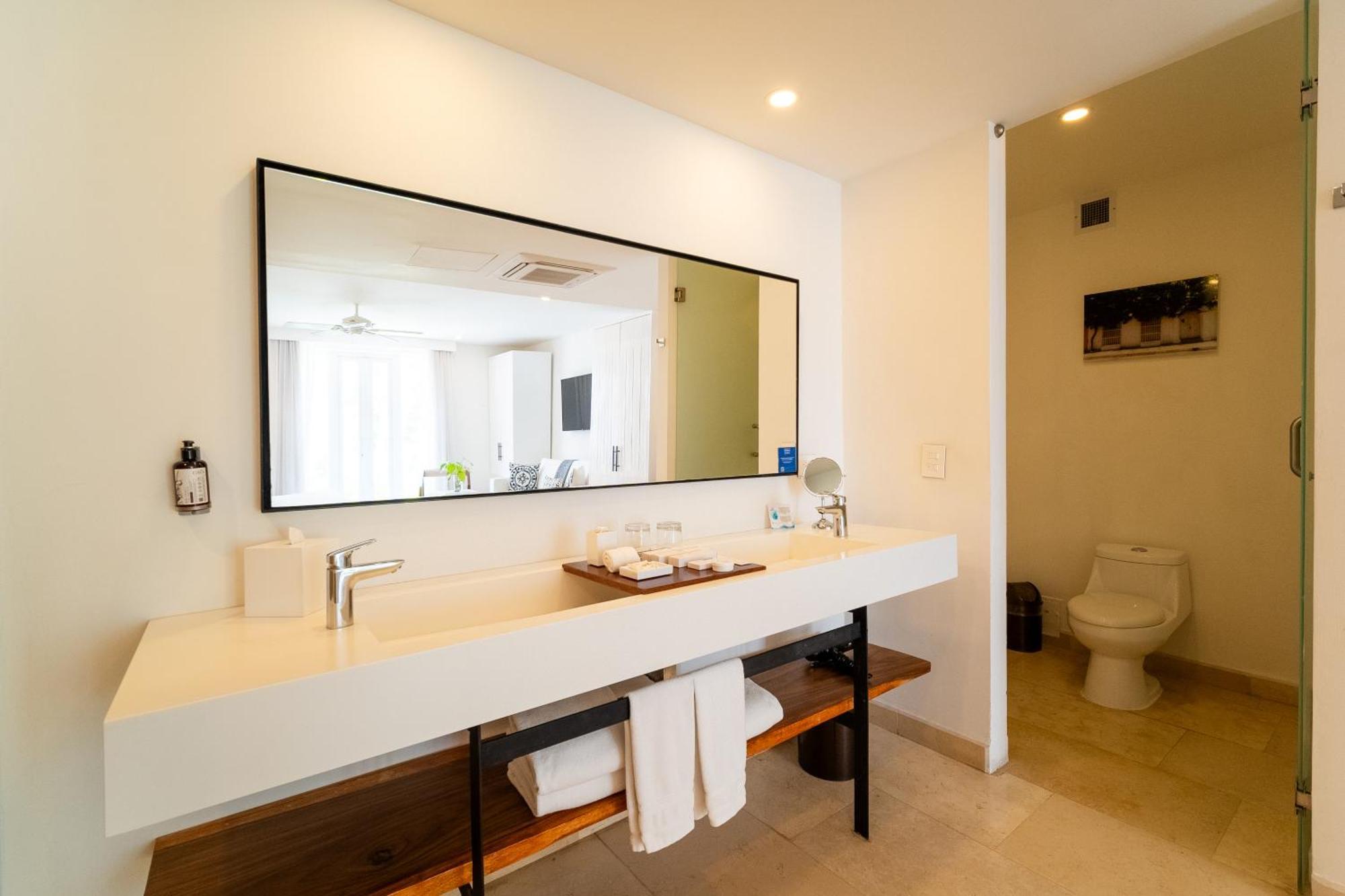 Nacar Hotel Cartagena, Curio Collection By Hilton Exteriör bild